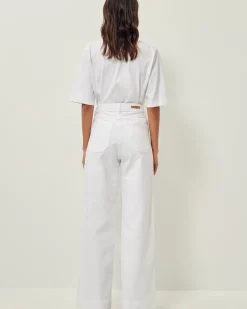 Johnny o Nouveautés