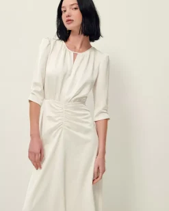 Hot Luyana Voir tout